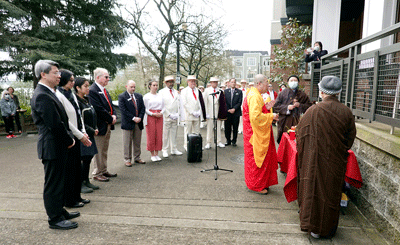 Cultural Programs Archives - A Buddhist Master from Portland Miao Fa Temple conducting a formal Buddhist ceremony blessing the dragon boats